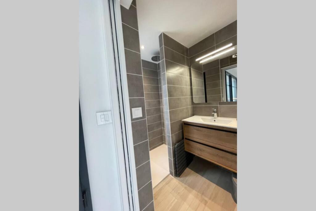 En Plein Coeur De Talmont, Maison Connectee A L'esprit Retais Ferienhaus *